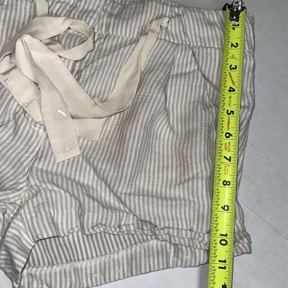 Aritzia Wilfred With Linen Mini Short Striped Shorts Linen Blend Womens Size 0 - Picture 12 of 13